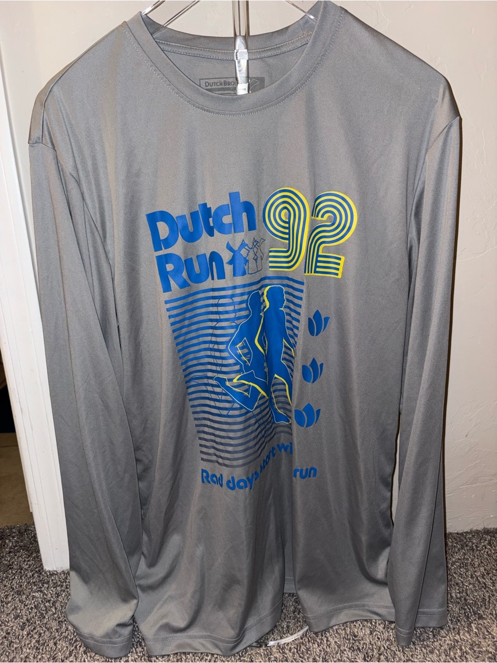 Dutch Run 92 Men's Long-Sleeve Performance Tee - Gray/Blue Large